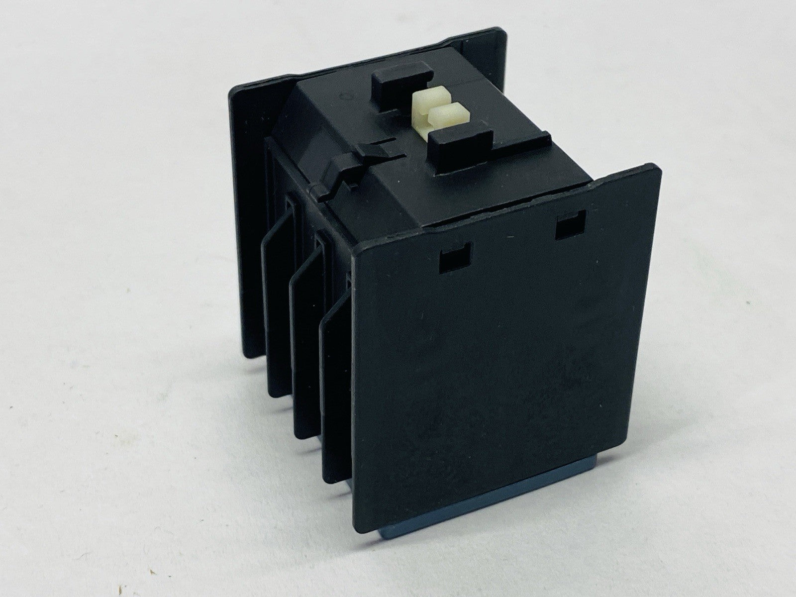 Siemens 3RH2911-1HA31 Auxiliary Switch Block 3 NO + 1 NC - Maverick Industrial Sales