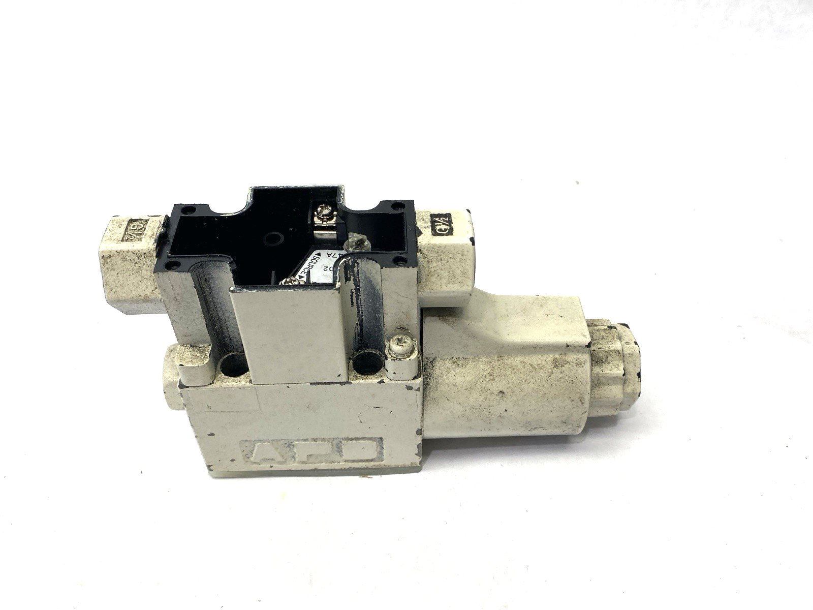 Tokyo Keiki DG4V-3-OBL-M-P7-H-7-54 Solenoid Directional Control Valve NO COVER - Maverick Industrial Sales