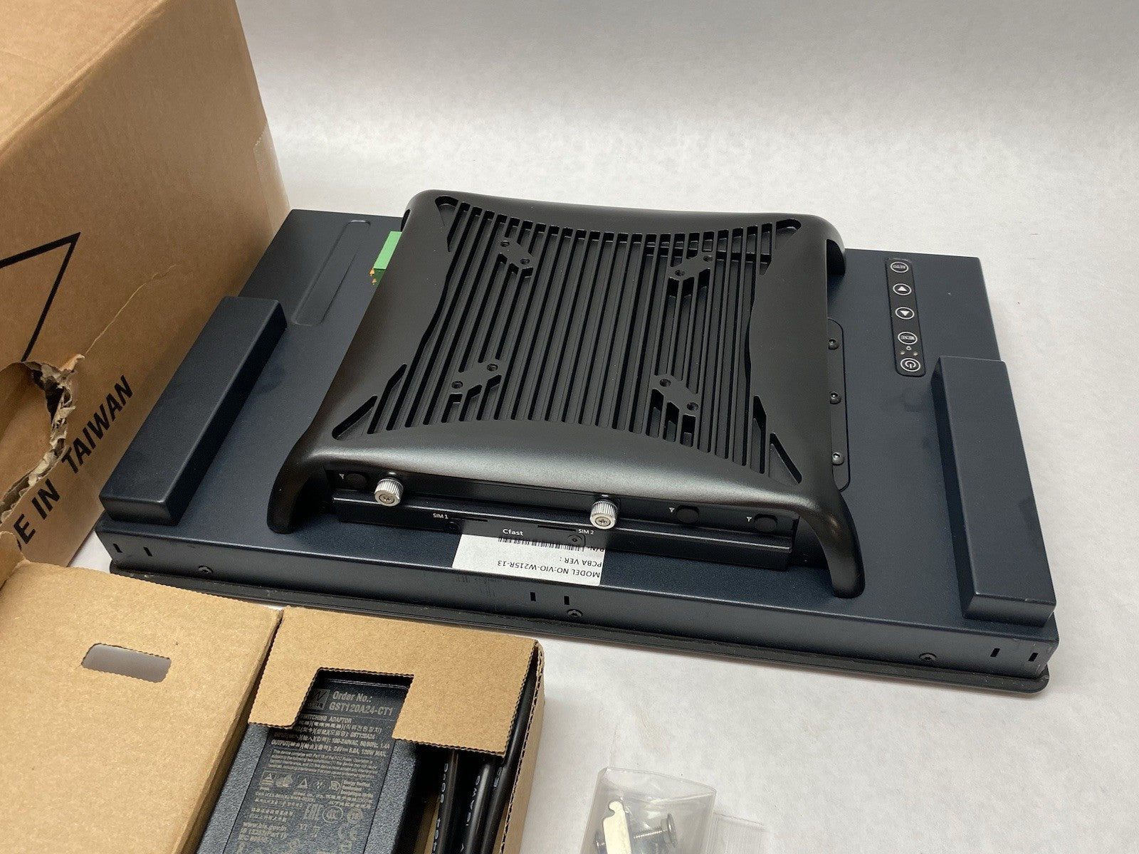 VIO-W215R-PC400KE2 | Premio Industrial Touchscreen Computer 15.6"Full HD 16:9 LCD - Used - Maverick Industrial Sales