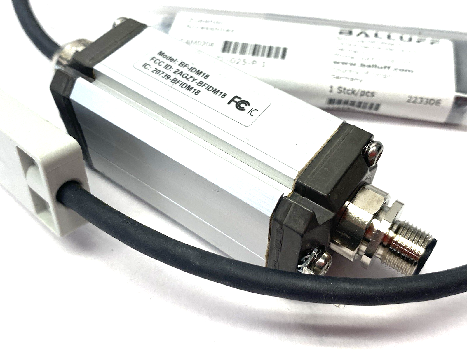 Balluff BIS00RU HF RFID Reader (13.56 MHz) w/ Antenna BIS M-402-007-004-00-S115 - Maverick Industrial Sales