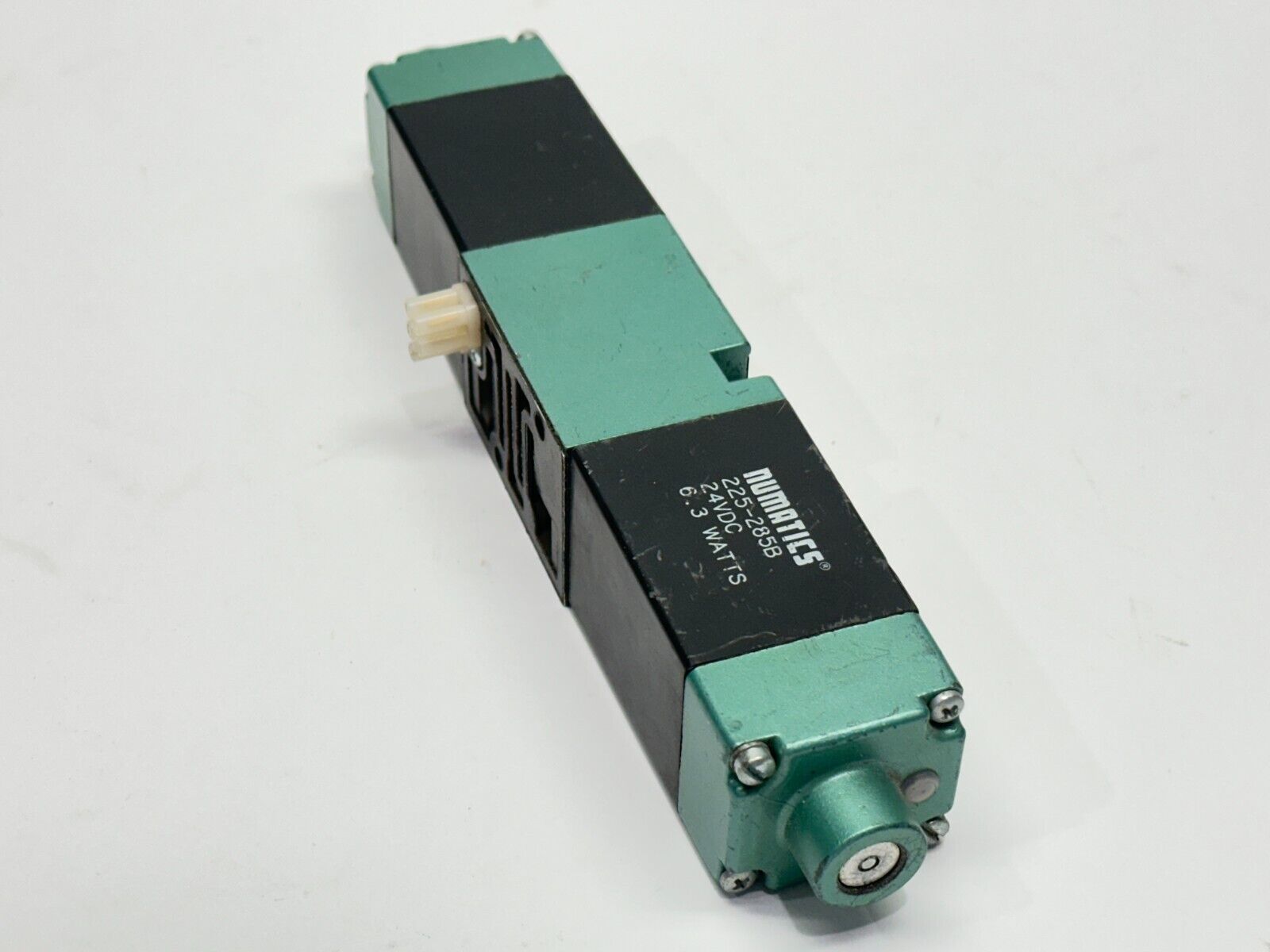 Numatics 082SS531M000061 MK 8 Series Solenoid Valve 4-Way 0.25A 24VDC - Maverick Industrial Sales