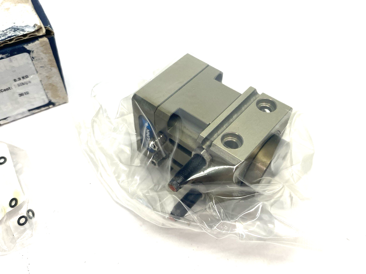 Schunk 0304065 Miniature Swivel Vane SFL-40-S-180 - Maverick Industrial Sales