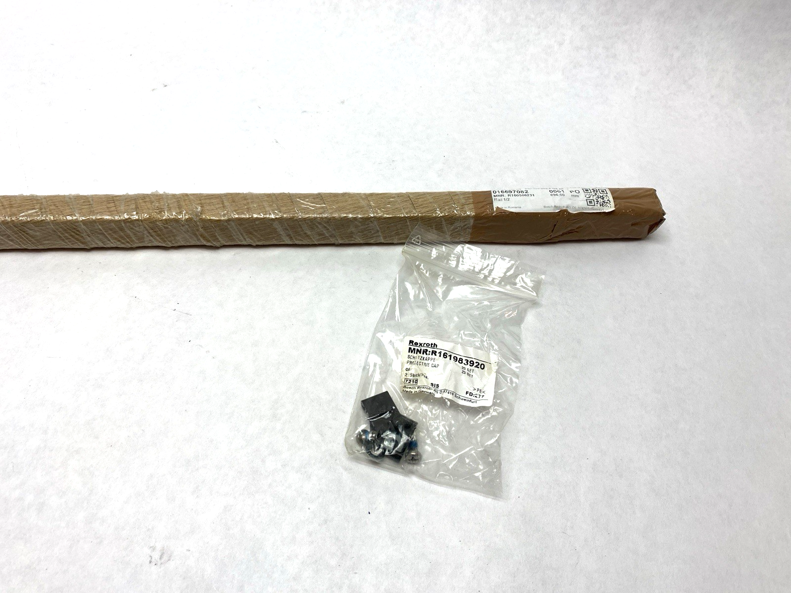 Bosch Rexroth R160586231 Bearing Guide Rail CS KSA-020-SNS-P-MA-AB 896mm - Maverick Industrial Sales