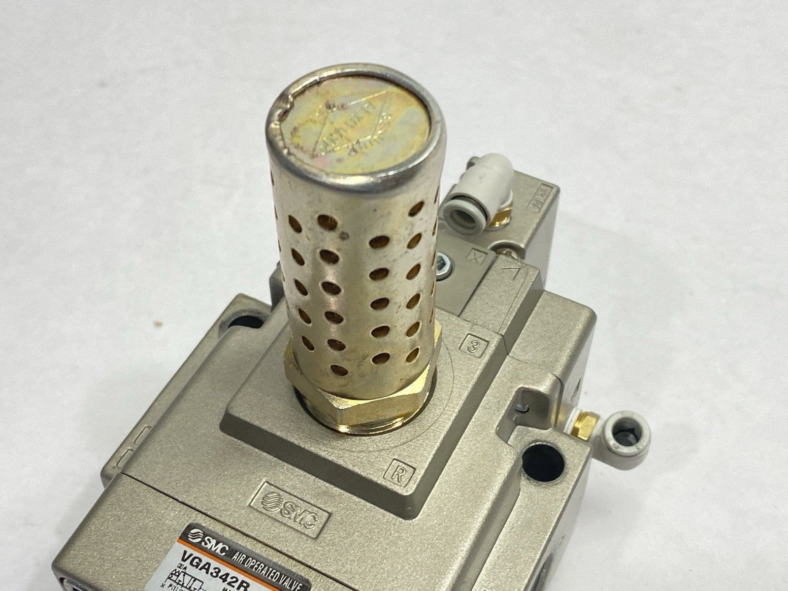 VGA342R-06 | SMC Pneumatic External Pilot Valve - Used - Maverick Industrial Sales