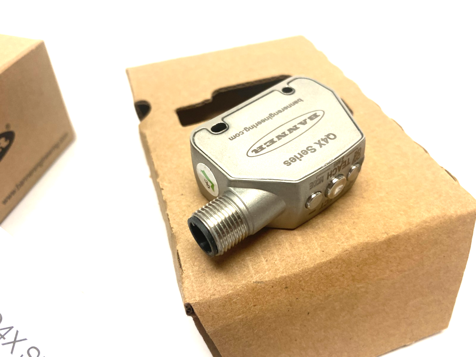 Banner Q4XFKLAF310-Q8 IO-Link Rugged Laser Distance Sensor Adjustable Fld 97341 - Maverick Industrial Sales