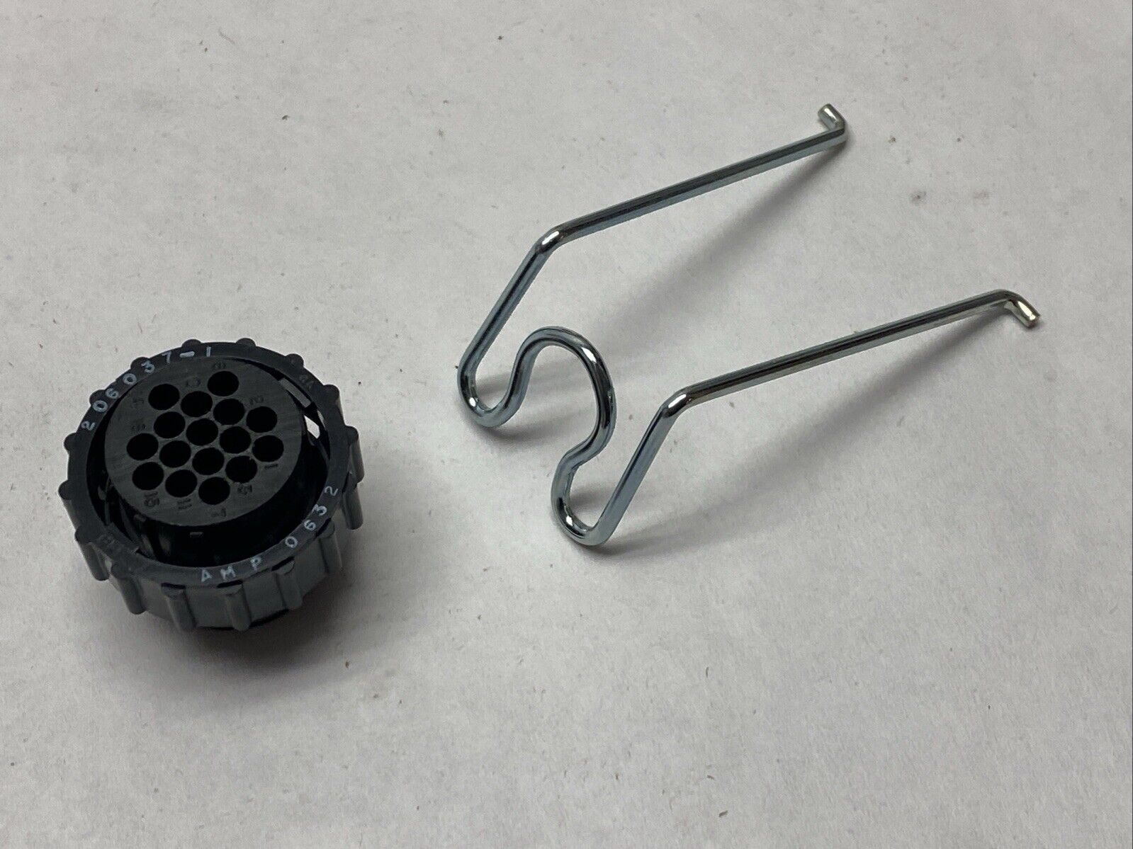 322947 | Fusion UV Rev P Power Supply Connector Kit F300S MISSING CONNECTOR SHELL - New Other - Maverick Industrial Sales