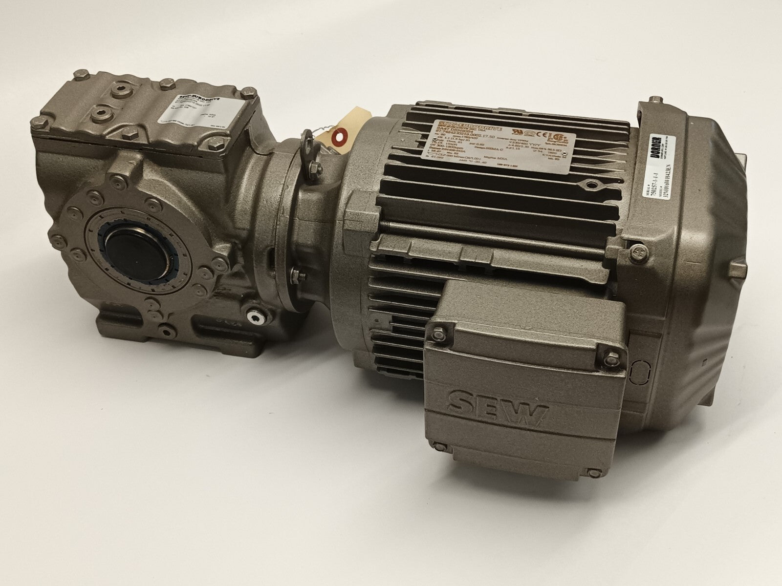 Dorner 32M016WH423EN Gearmotor 1.5HP 106RPM 230/460V 3PH SA47 DRN90S4 - Maverick Industrial Sales