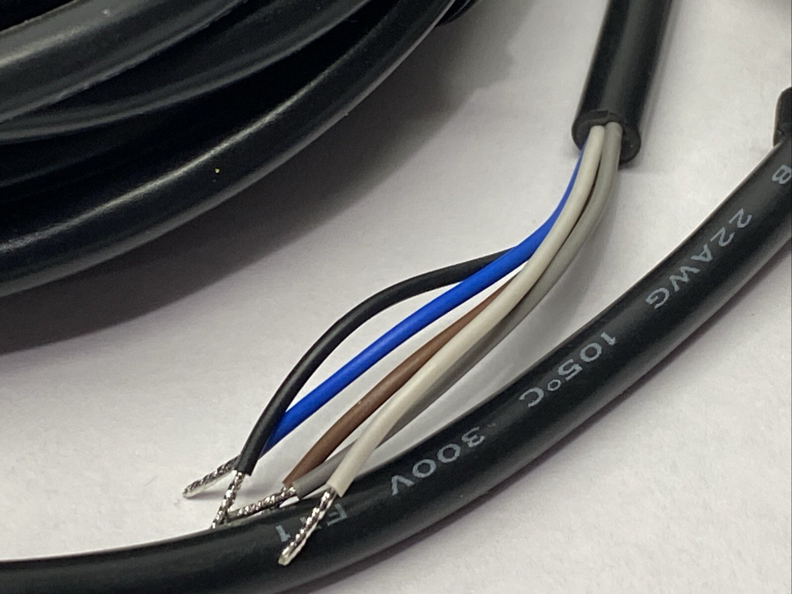 Banner MQDC1-530RA Single Ended Cordset Female M12 5-Pin 9m 47815 - Maverick Industrial Sales