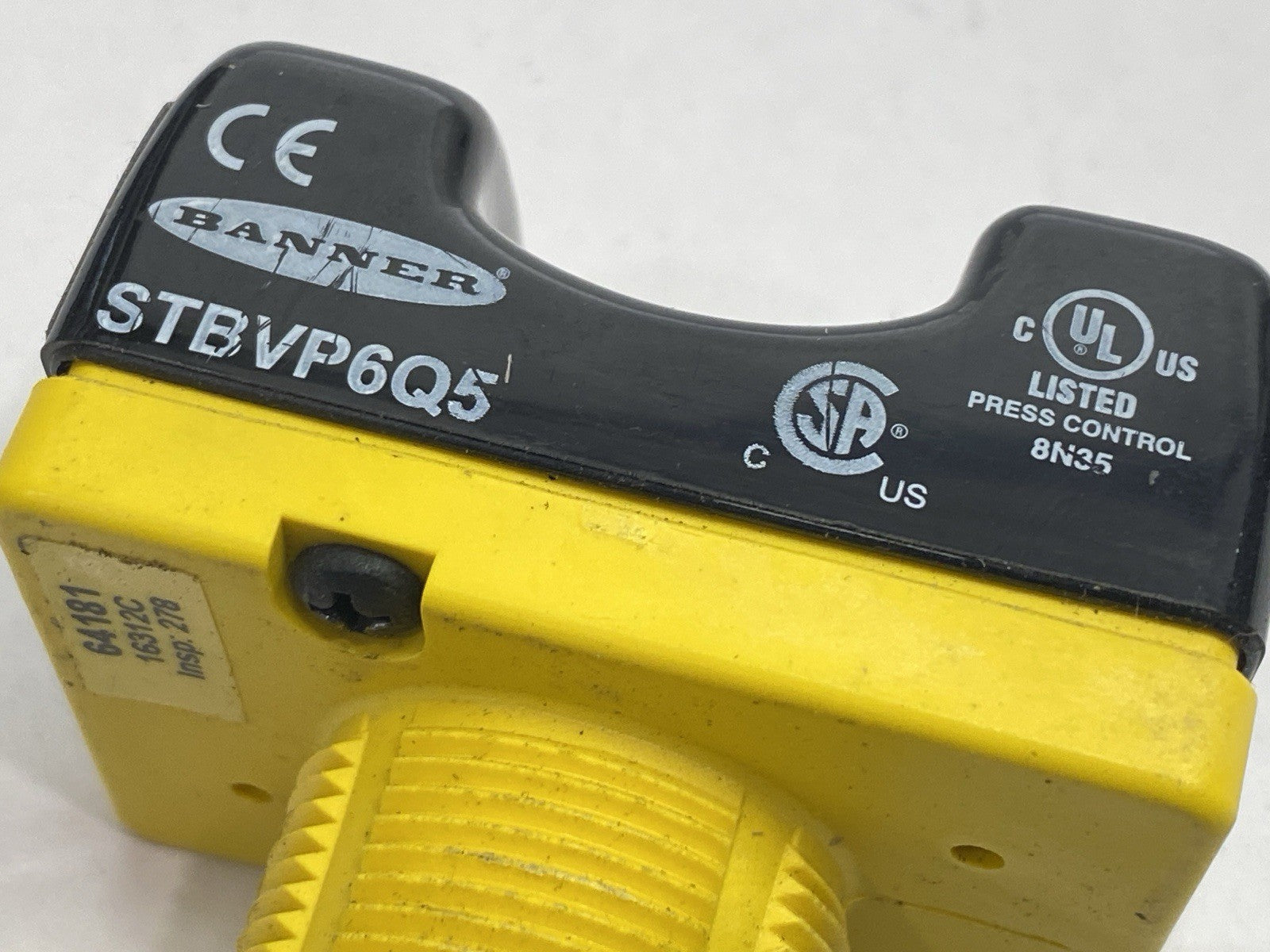 Banner STBVP6Q5 Self-Checking Touch Button w/Yellow F.C. 64181 MISSING HARDWARE - Maverick Industrial Sales
