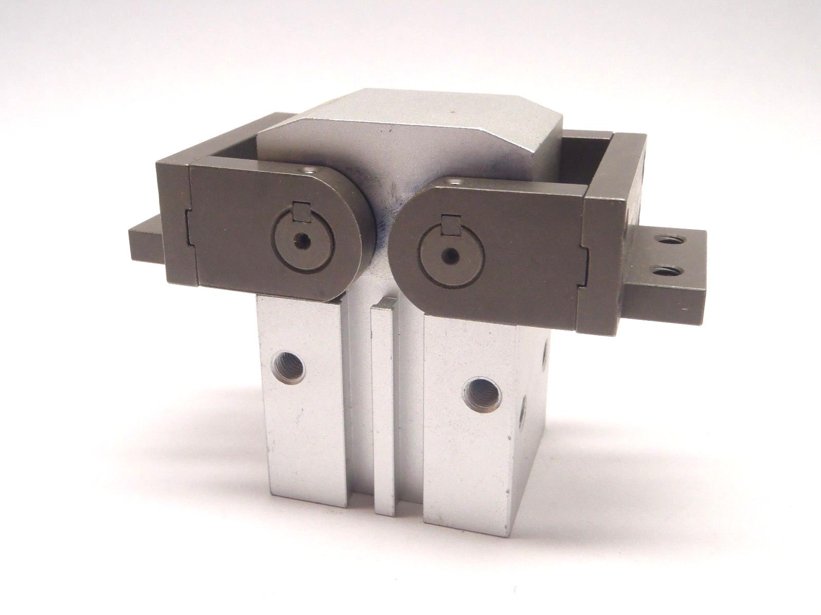 MHW2-25D1 | SMC Angular Gripper Finger - Used - Maverick Industrial Sales