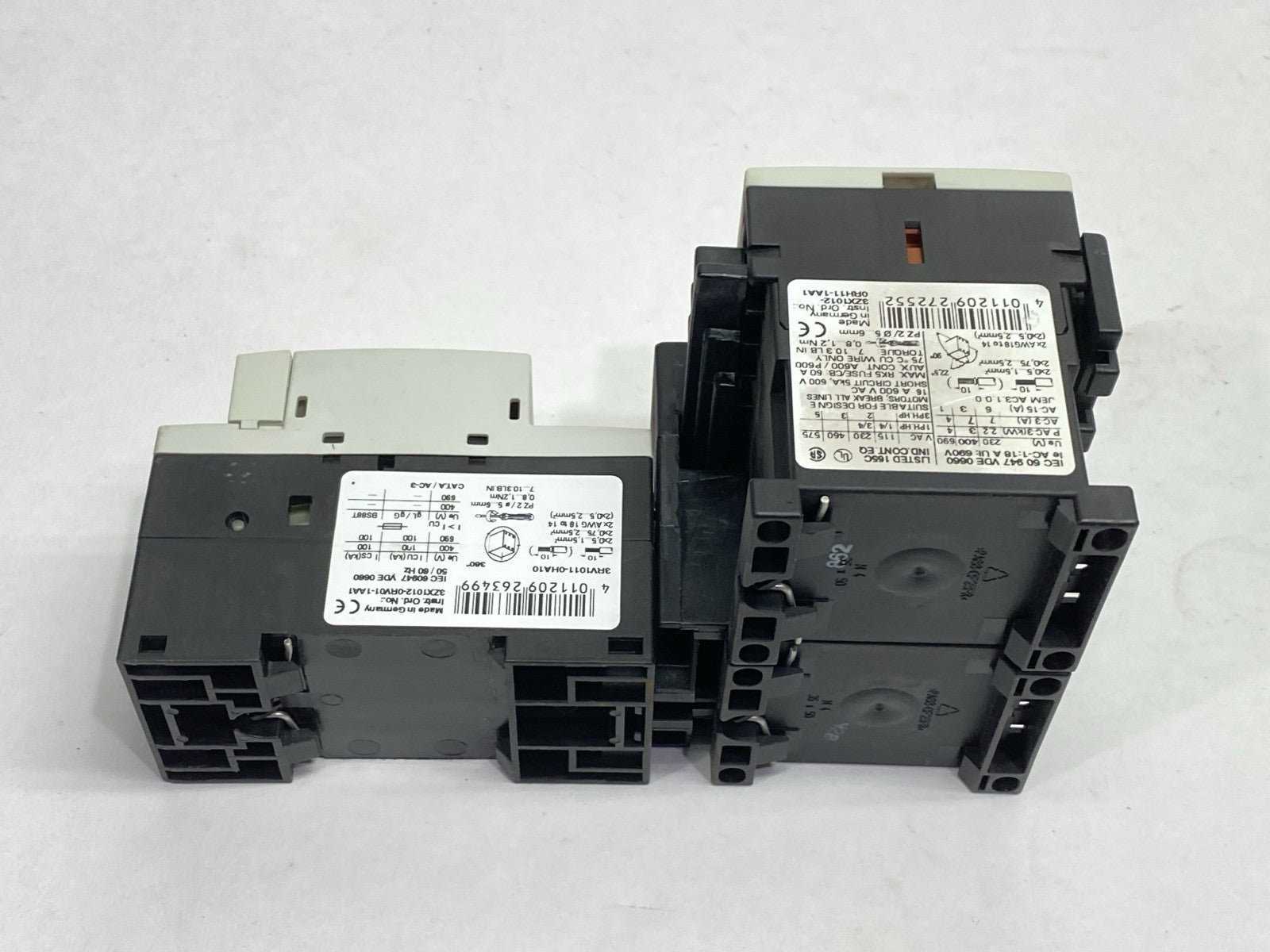Siemens 3RA1210-0HA15-0BB4 Starter Combination Reversing 0.55-0.8A 400VAC 24VDC - Maverick Industrial Sales