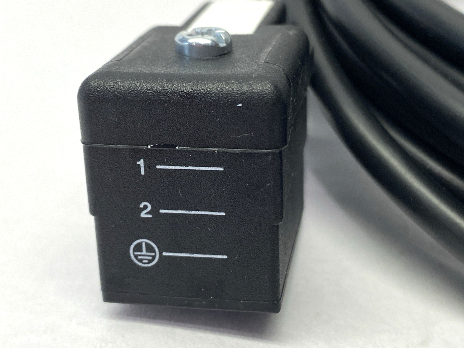 Lumberg Automation VB 1D-3-2-205/5 M Single-Ended Cordset 12216 - Maverick Industrial Sales