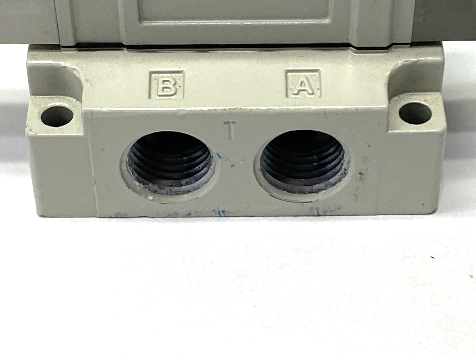 SYA5340-02 | SMC Air Pilot Valve & Base Mount 1/4" NPT - Used - Maverick Industrial Sales