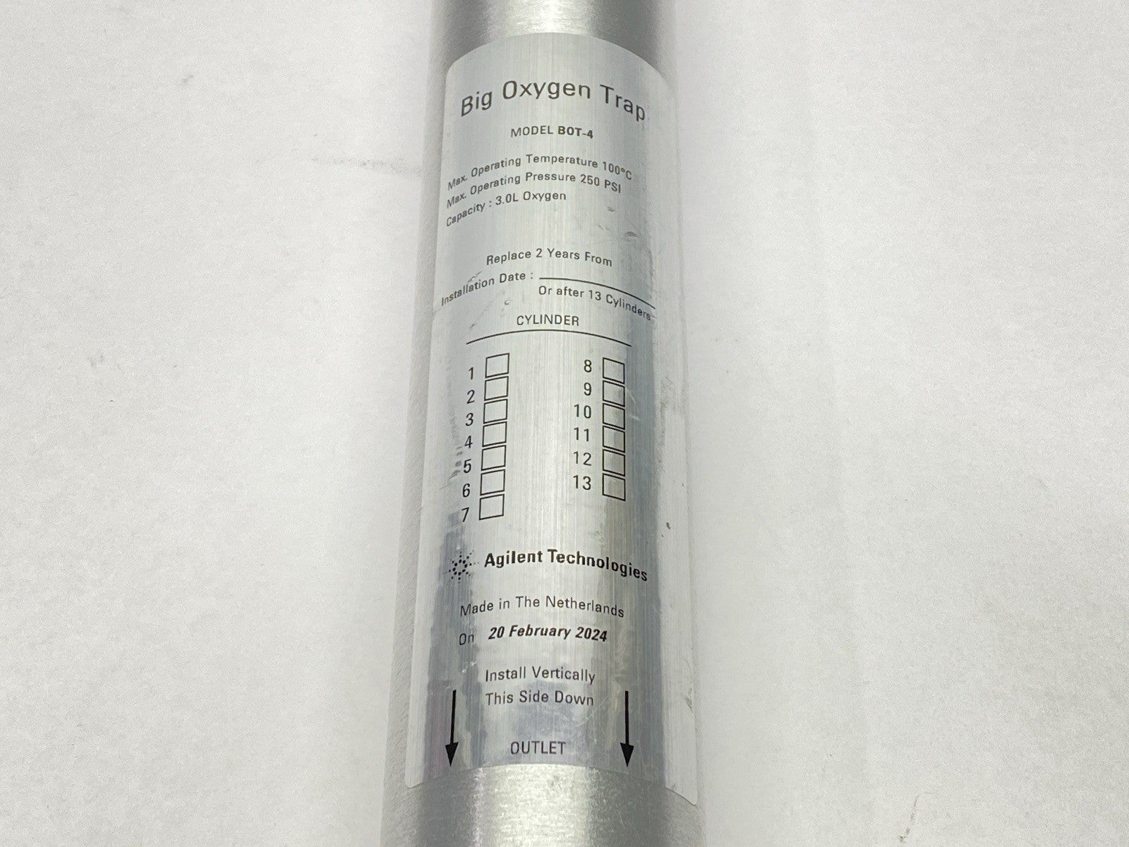 BOT-4 | Agilent Big Oxygen Trap 1/4" 250 PSI - Used - Maverick Industrial Sales