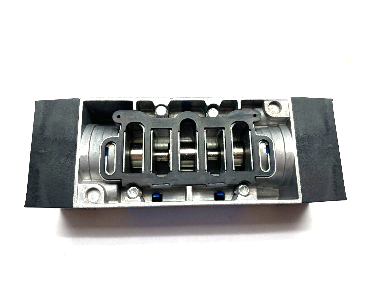 Festo VL-5/3E-D-3-C Sub-Base Pneumatic Valve 5/3 Exhausted 151868 - Maverick Industrial Sales