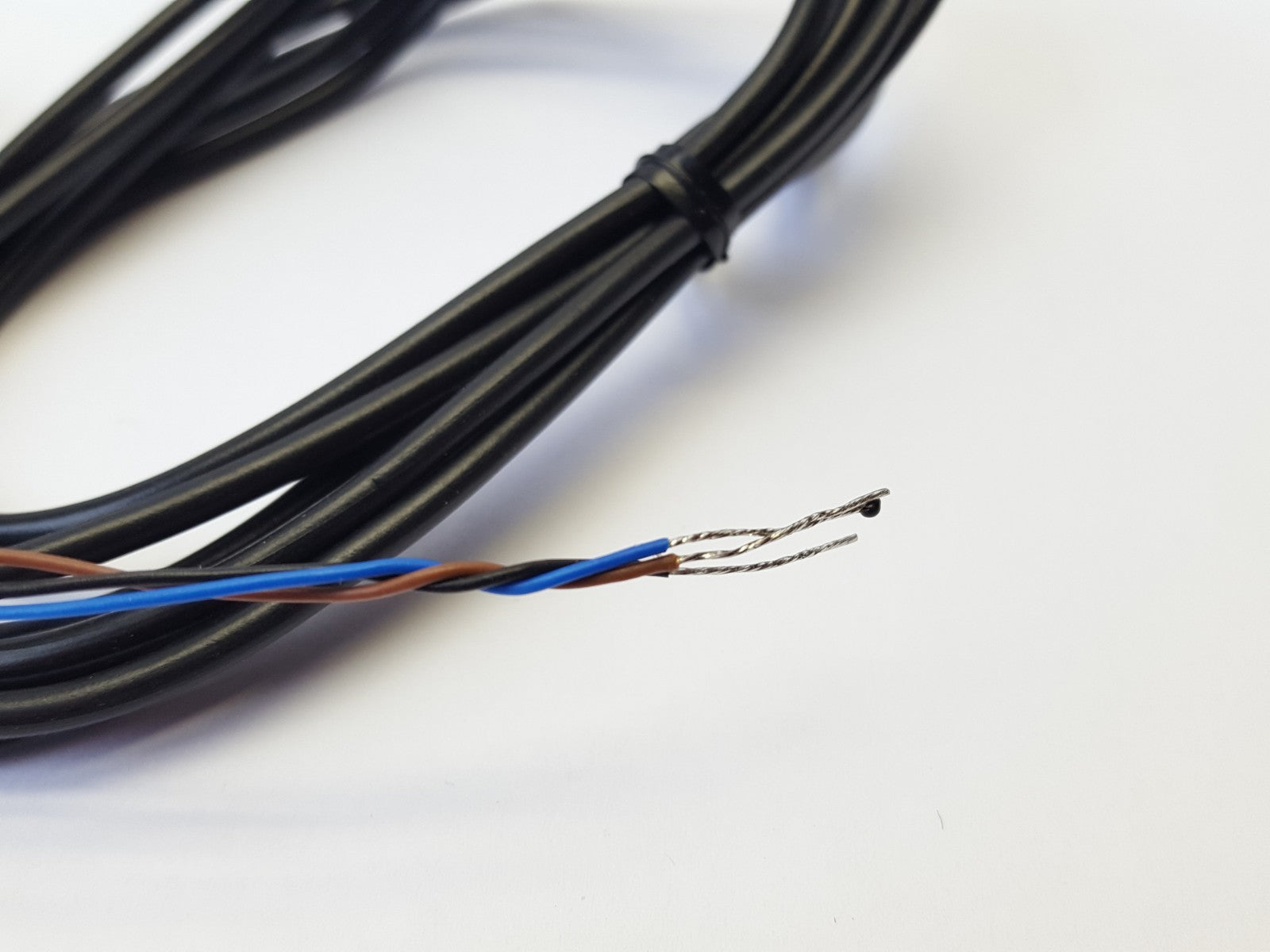 Telemecanique XS5L81NA140 Proximity Sensors INDUCTIVE SENSOR 24VDC 100MA XS - Maverick Industrial Sales