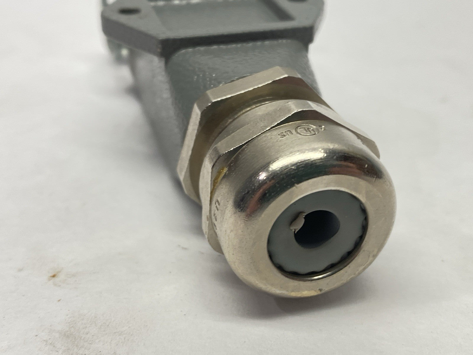 Harting Han 3A-HSM Angled-L-M20 Bottom Closed Connector Housing 19200031252 - Maverick Industrial Sales