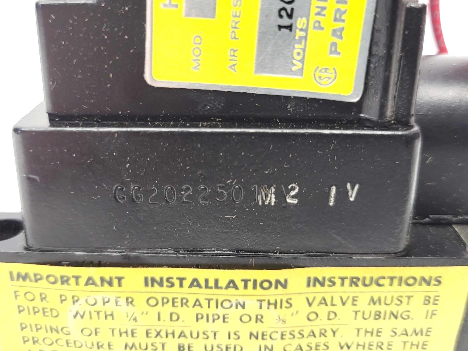 Parker Hannifin GG-202-250-M2 4-Way 2-Position Solenoid Valve 1/4" NPT 4-Port - Maverick Industrial Sales