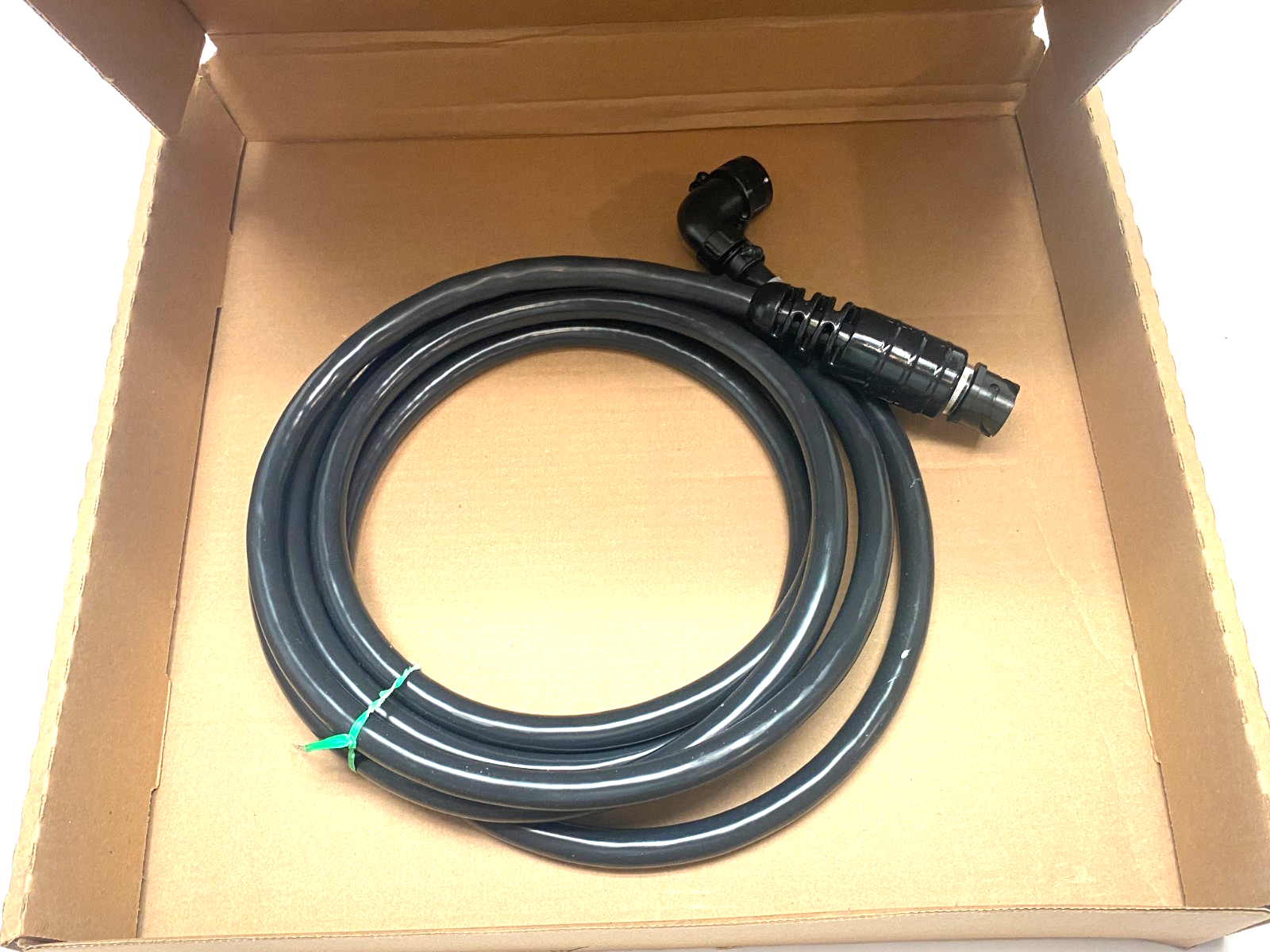 Miller Electric 281554015 Auto Continuum Extension Control Cable 90-Degree 15' - Maverick Industrial Sales