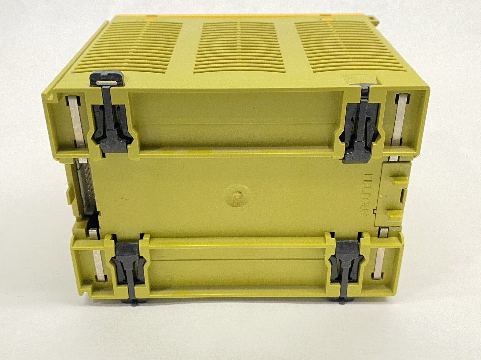 PNOZ m1p | Pilz CPU Base Unit 773100 DAMAGED CASE - For parts or not working - Maverick Industrial Sales