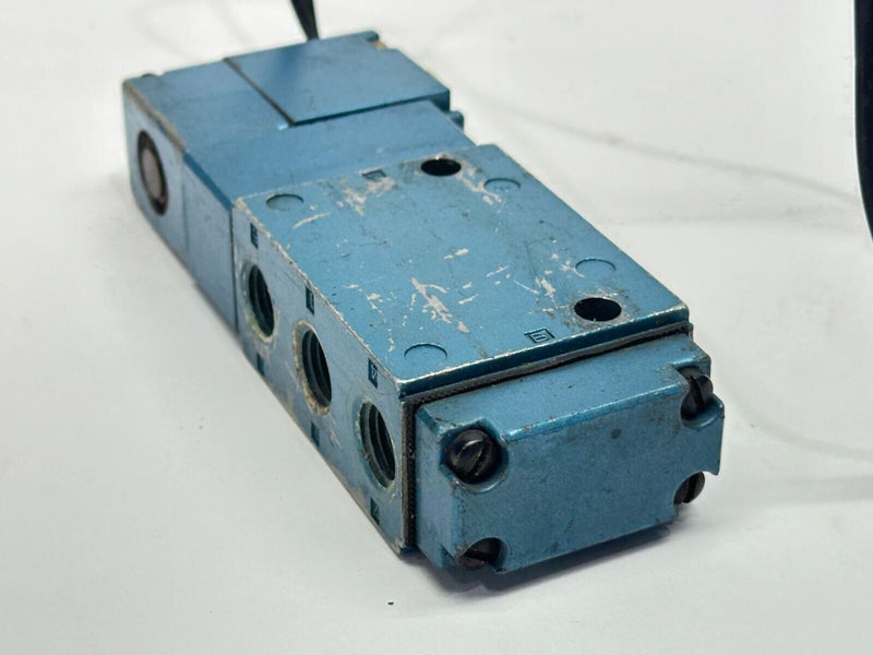 MAC Valves 811C-PM-611BA-152 Pneumatic Solenoid Valve 4-Way 24VDC Coil - Maverick Industrial Sales