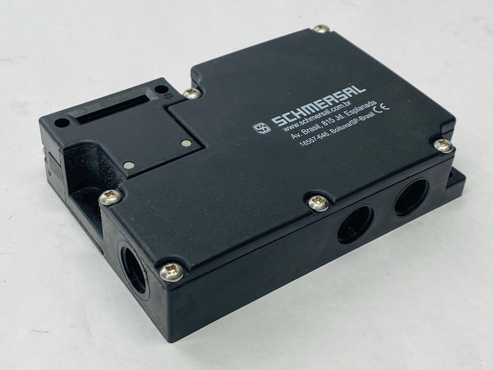 Schmersal AZM 161SK-12/12RK-024 Safety Interlock Switch 19441501 101164207 - Maverick Industrial Sales