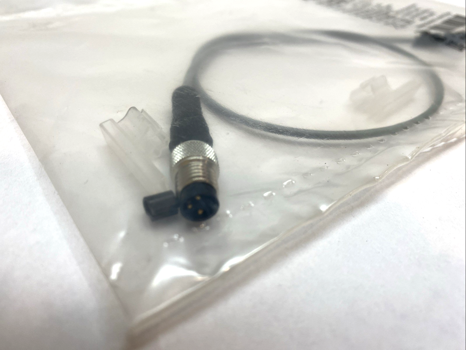 Festo SMT-10M-PS-24V-E-0.3-L-M8D Proximity Switch 551375 - Maverick Industrial Sales