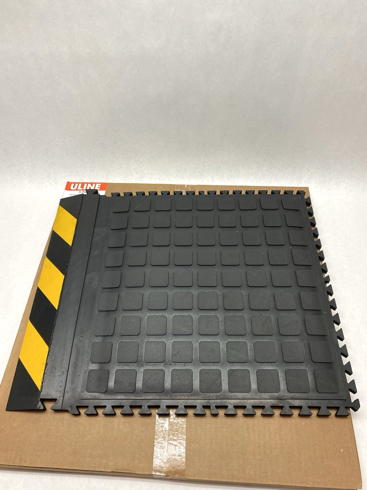 U-Line H-9586 18" x 18" Hog Heaven III Mat Side - Maverick Industrial Sales