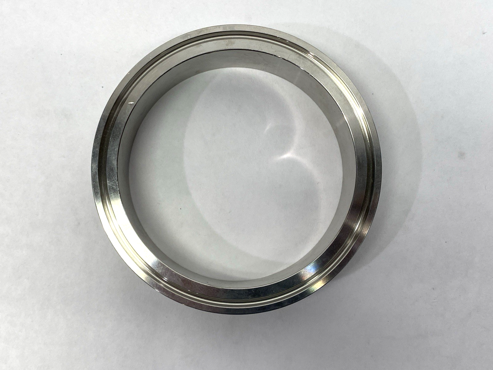 14AM76-400 | Sanitube Stainless Steel Pipe Fitting T316 3-6/10" ID x 4" OD - New – Open box - Maverick Industrial Sales