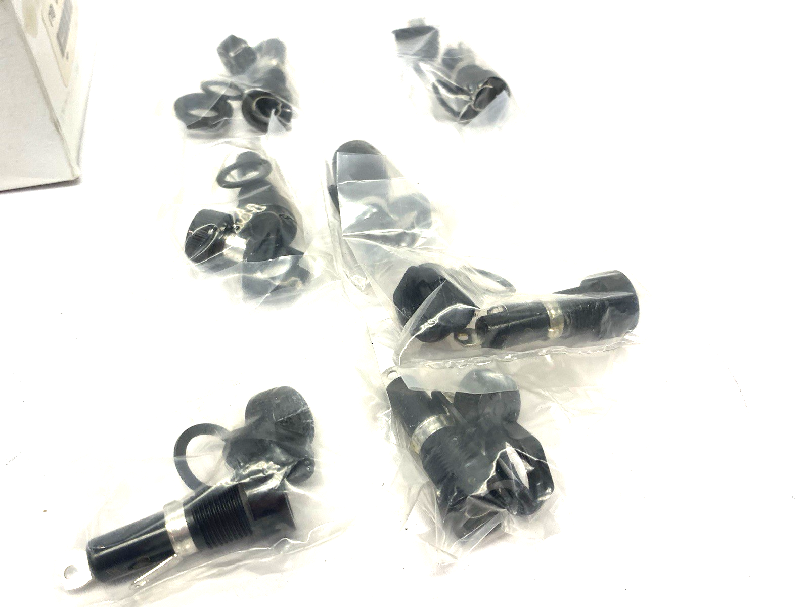 Cooper Bussmann HKP Panel Mount Buss Fuseholders BOX OF 7 - Maverick Industrial Sales
