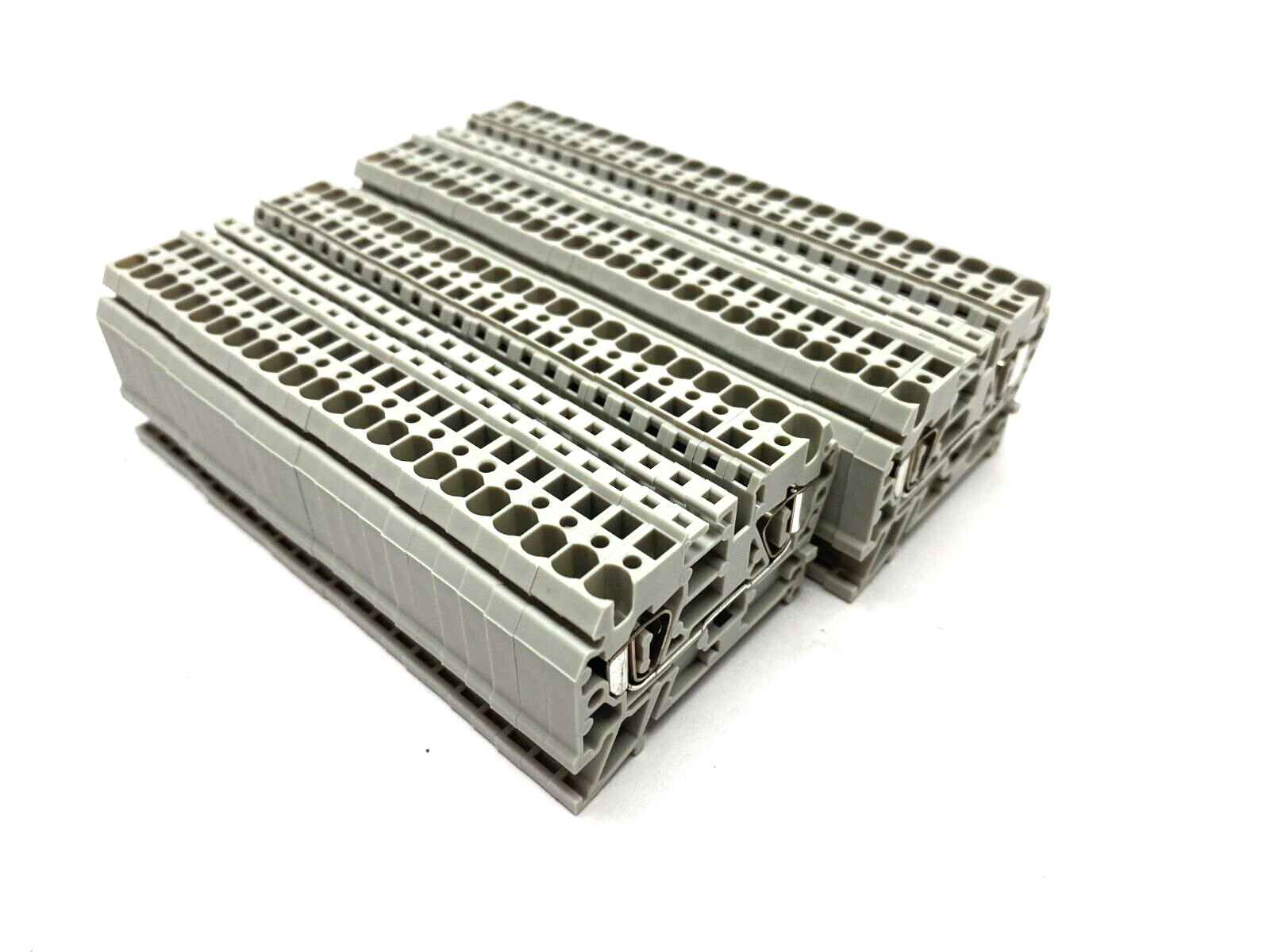 Allen Bradley 1492-R3 Ser. A Gray 2-Wire Terminal Block BOX OF 48 - Maverick Industrial Sales