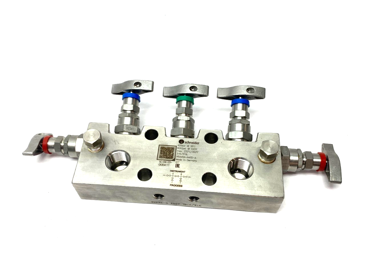 W5AASA-N4TD-A | Schneider Stainless Steel 5-Valve Manifold 6092psi/420bar - New – Open box - Maverick Industrial Sales