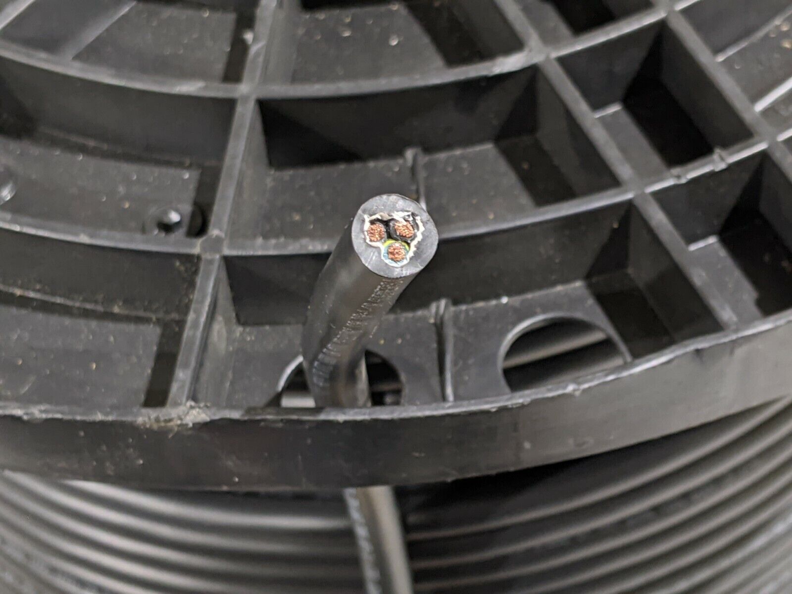 SAB 93331403 14 AWG 3C Multiconductor Cable 10' FT - Maverick Industrial Sales
