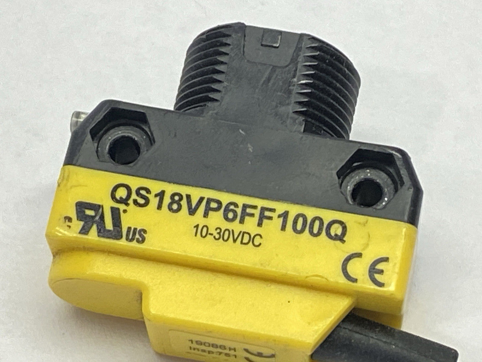 QS18VP6FF100Q | Banner Photoelectric Sensor Male M8 4-Pin 71885 - Used - Maverick Industrial Sales