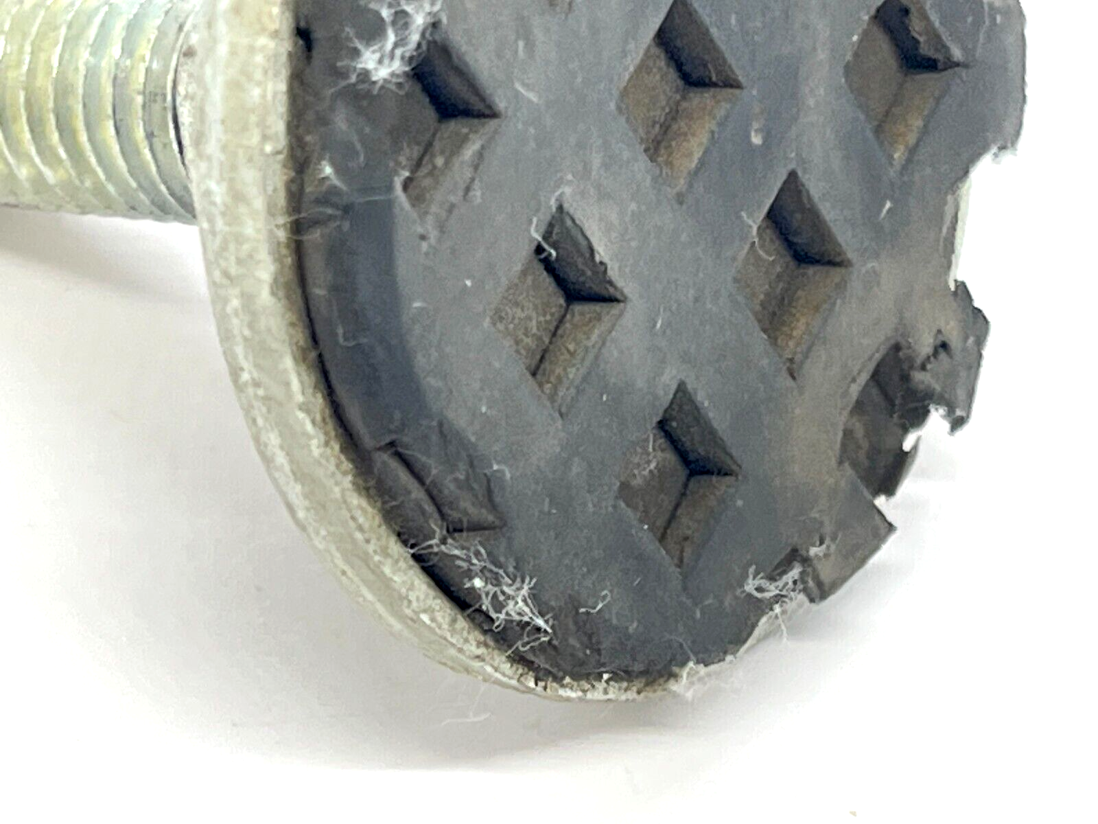 LD-150 | Tech Products Pivotal Stud Mount Leveling Pad 1/2-13 Bolt Thread - Used - Maverick Industrial Sales