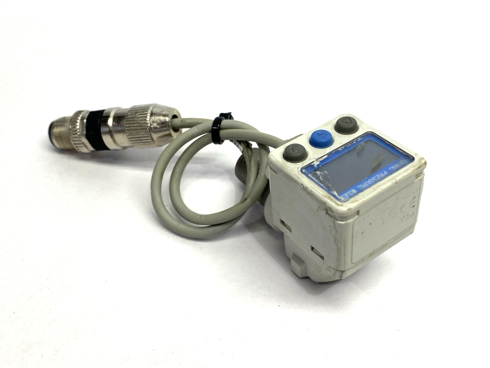SMC ZSE80F-N02L-P-X510 Digital Pressure Switch 1/4" DAMAGED & MISSING BRACKET - Maverick Industrial Sales