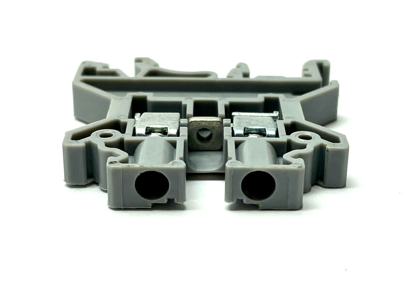CTS4UN | Connectwell Standard Feed Through Terminal Blocks 4mm LOT OF 10 - Used - Maverick Industrial Sales