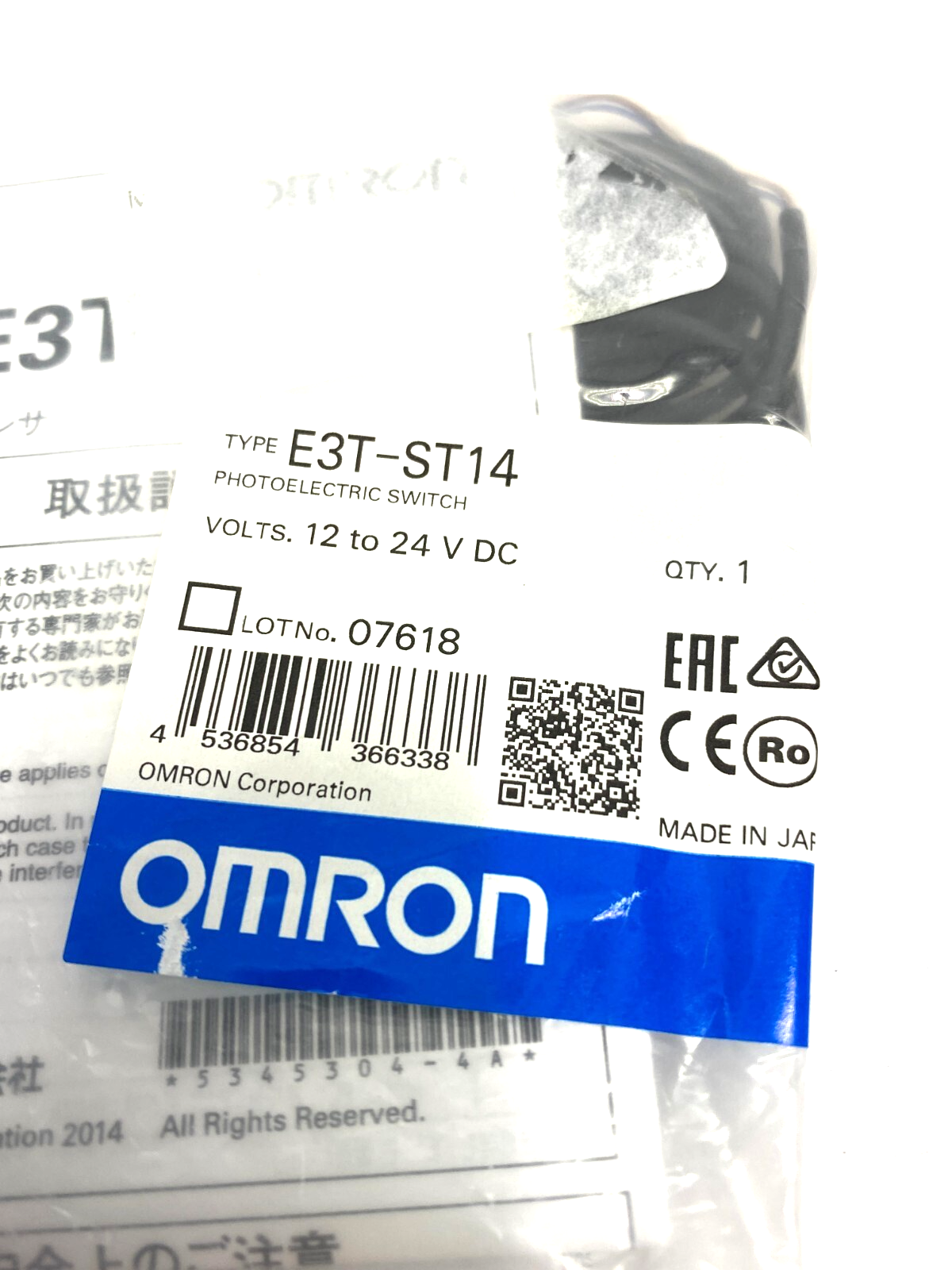 Omron E3T-ST14 Ultra-Compact Through-Beam Photoelectric Sensor Emitter, Receiver - Maverick Industrial Sales