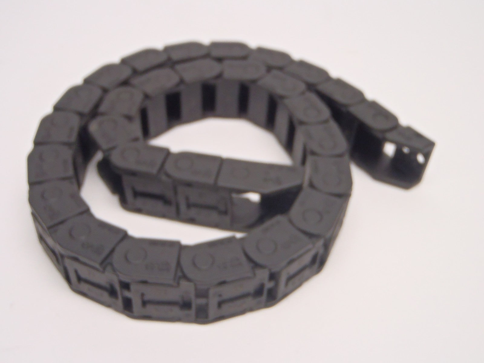 Igus 07.16.028 23" .75" X .61" Energy Chain 2,5 - Maverick Industrial Sales