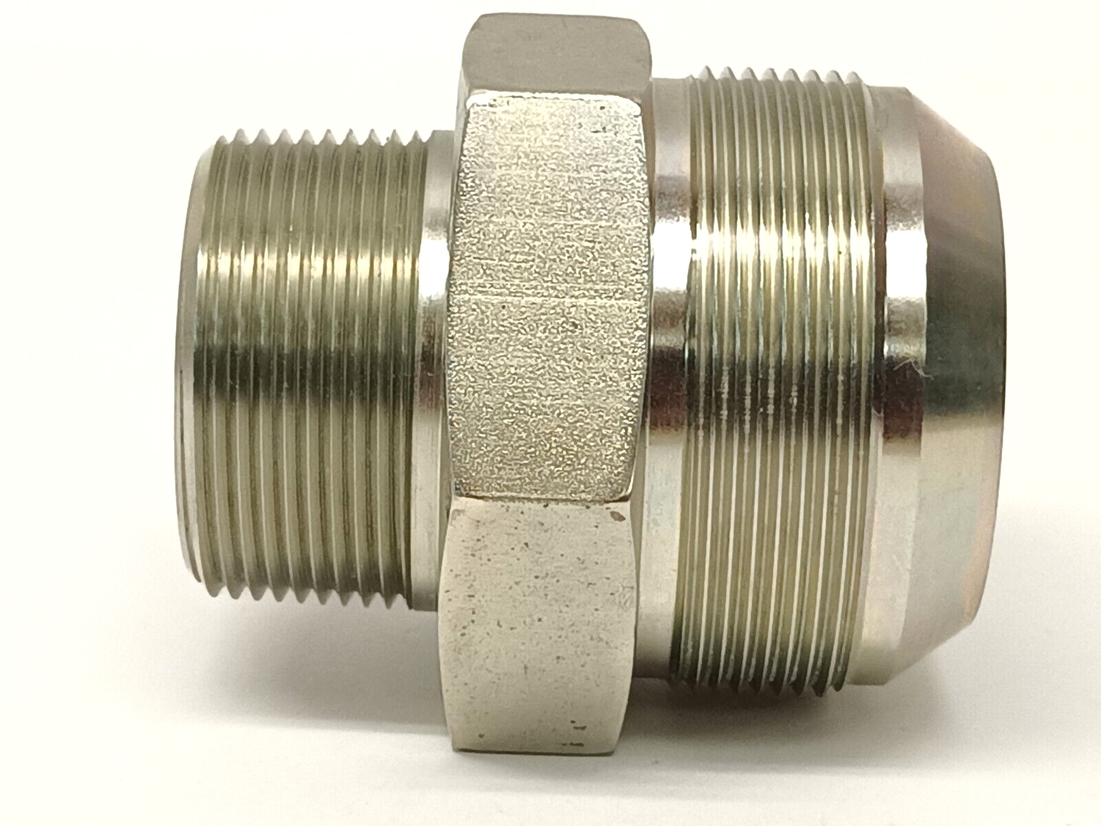 Stainless Steel Male Pipe Connector JIC 2-1/2" Thread x 1-1/2" NPT - Maverick Industrial Sales
