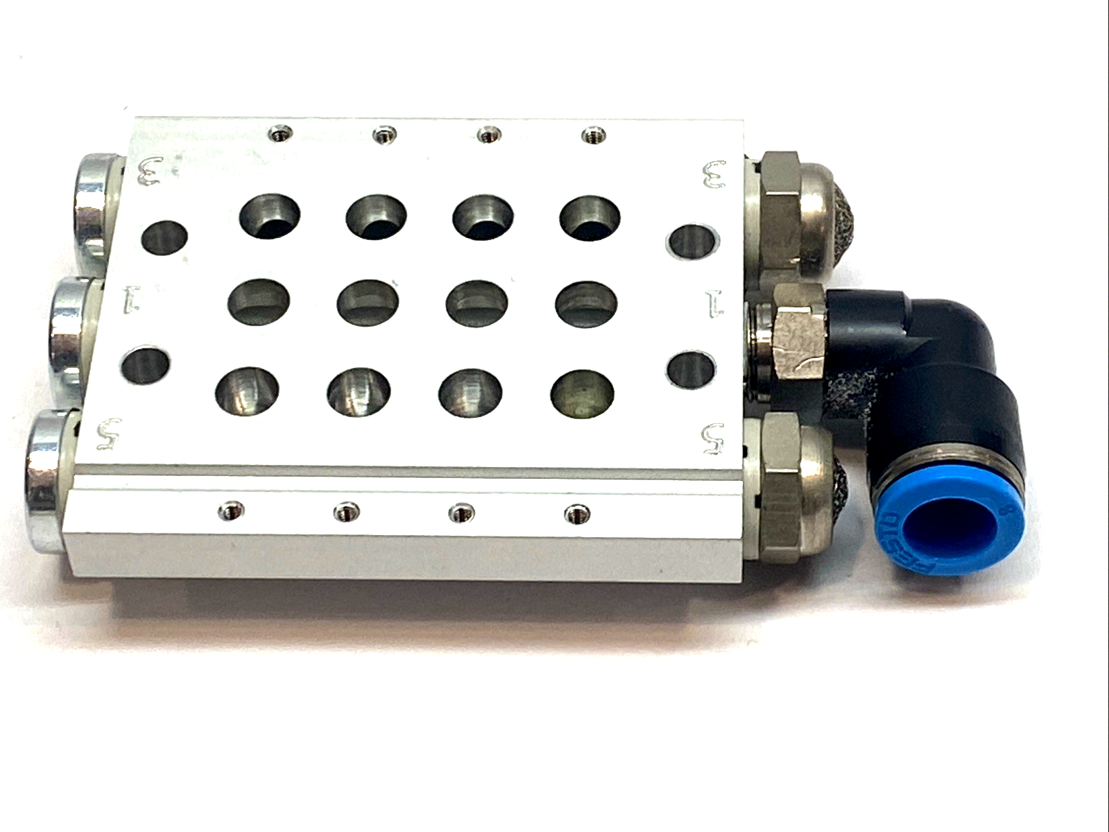 VABM-L1-10S-G18-4 | Festo Manifold Rail G1/8 10.5mm 16-Station Sub-Base 566560 - Used - Maverick Industrial Sales