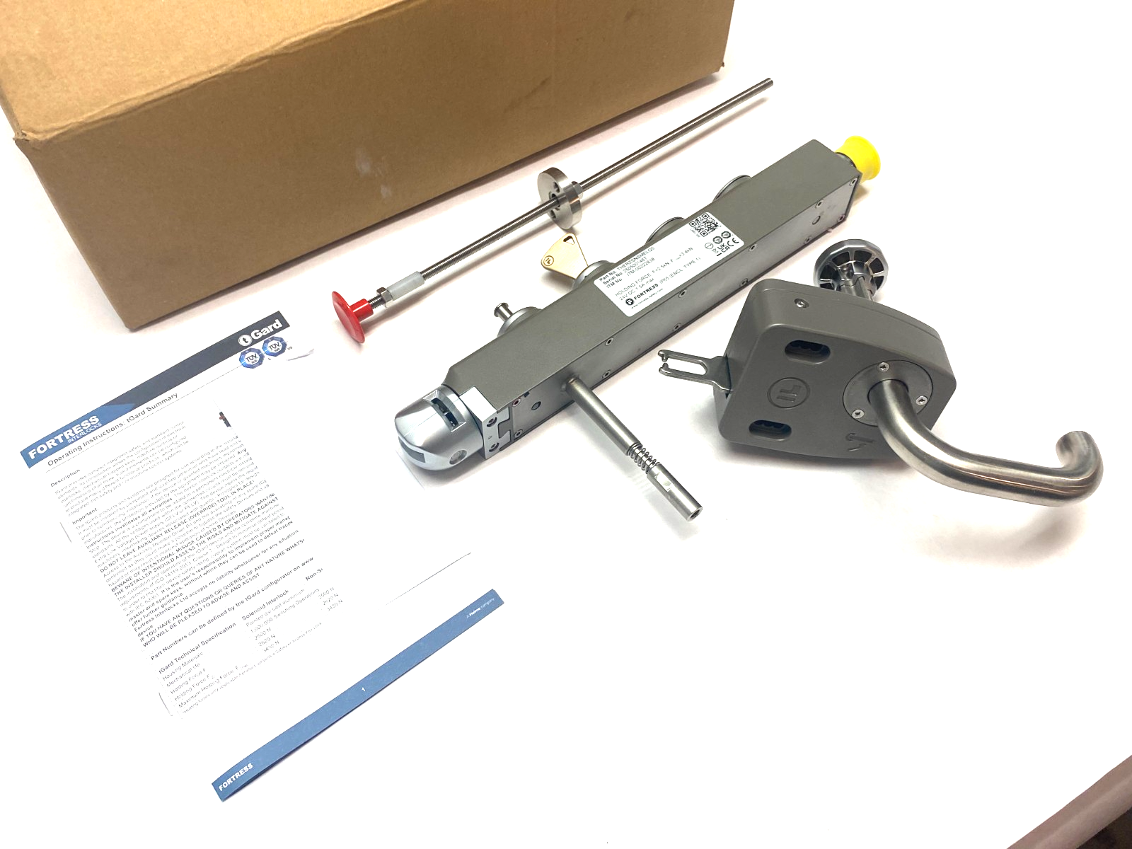 Fortress Interlocks THERZSNSMELQ5 tGard Safety Interlock Actuator Hinged 222838 - Maverick Industrial Sales