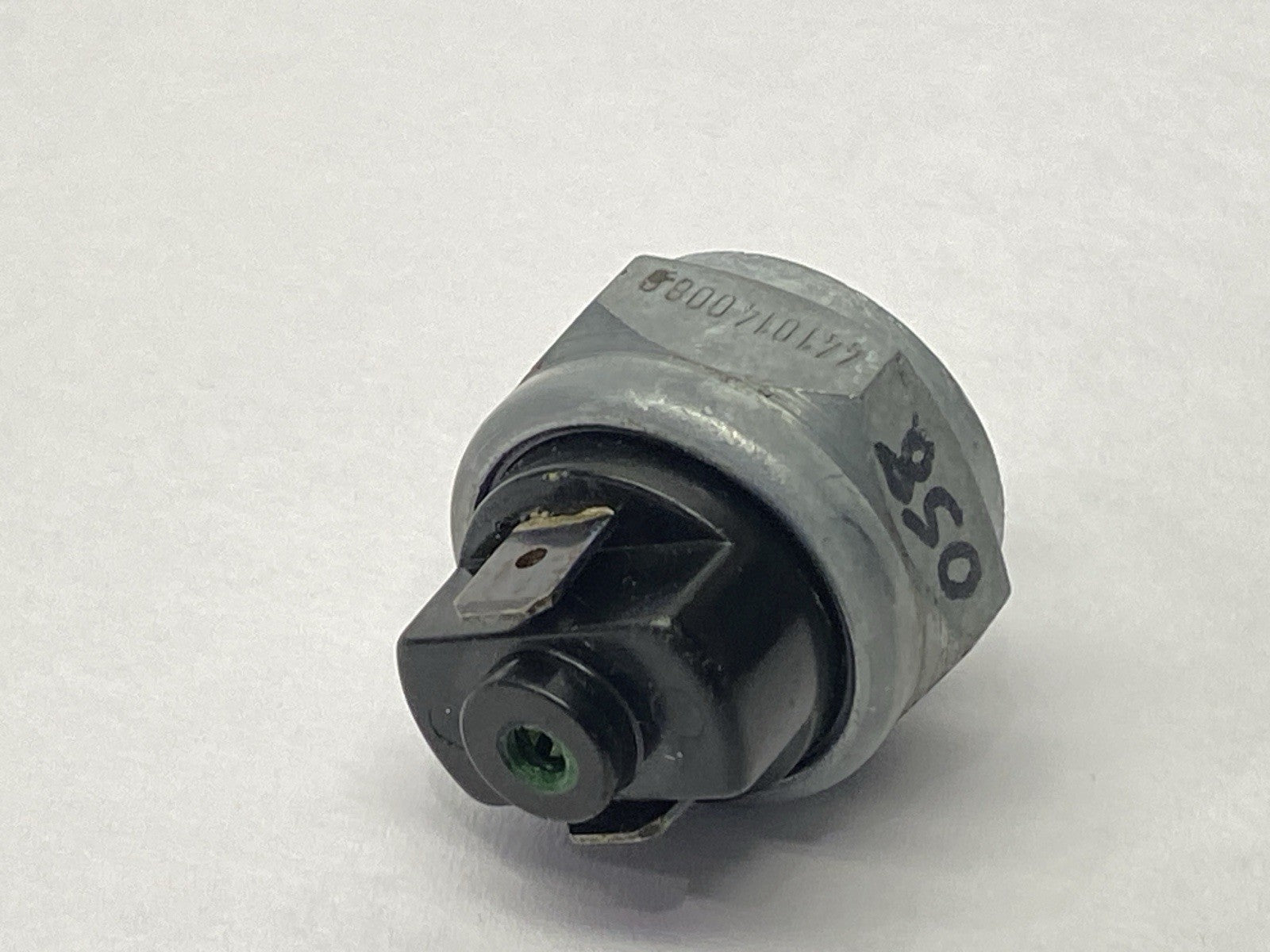 Wabco 4410140080 Pressure Switch - Maverick Industrial Sales