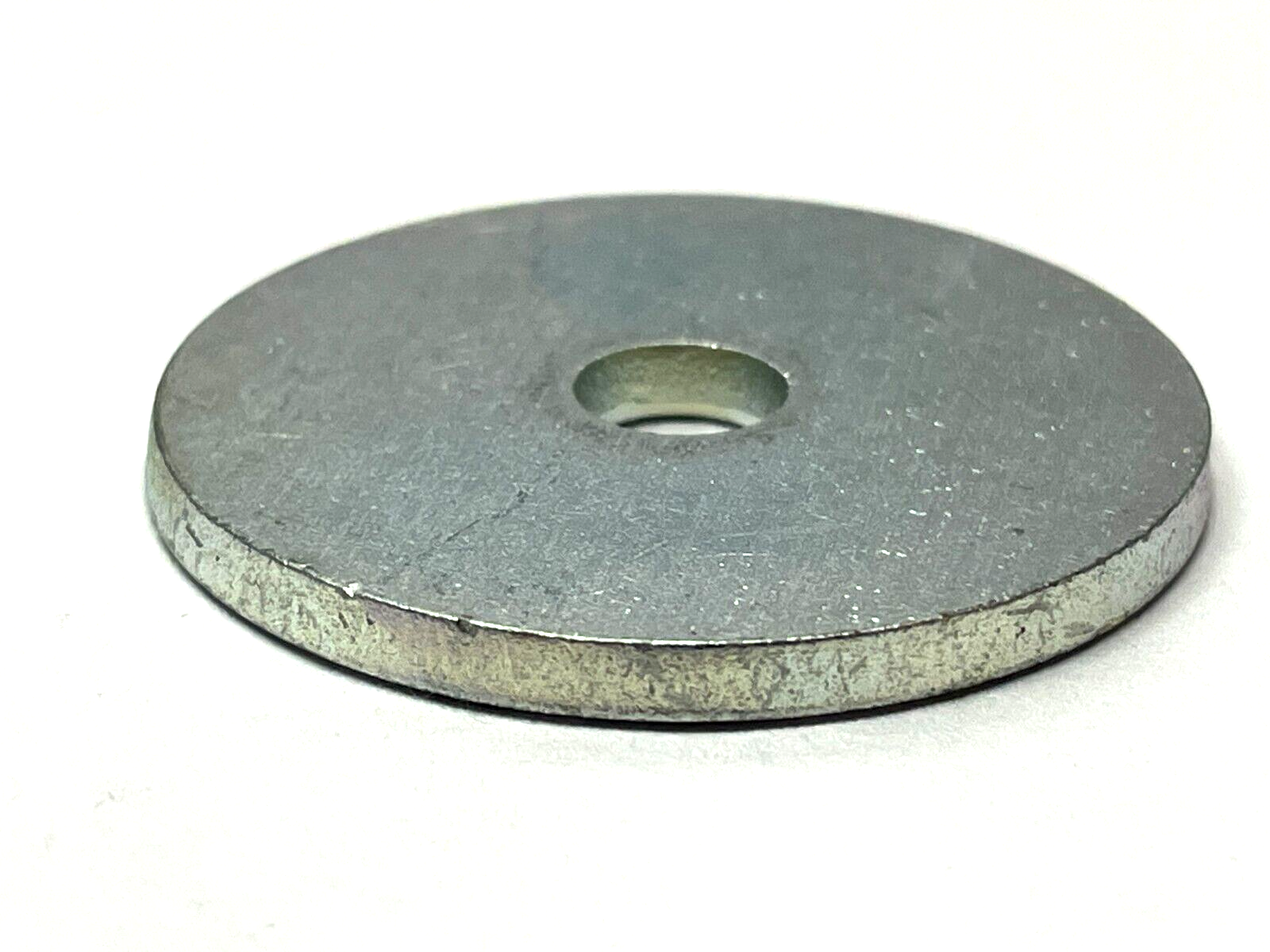 1/4" Fender Flat Washer Steel Zinc-Plated 9/32" ID 1-1/2" OD 1/8" Thick LOT OF 4 - Maverick Industrial Sales