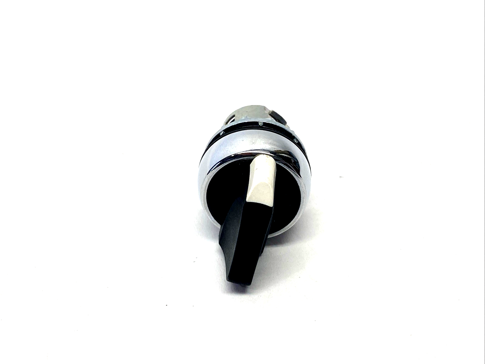 Allen Bradley 800FM-SR22 22mm Selector Switch Operator, 2-Position Momentary - Maverick Industrial Sales