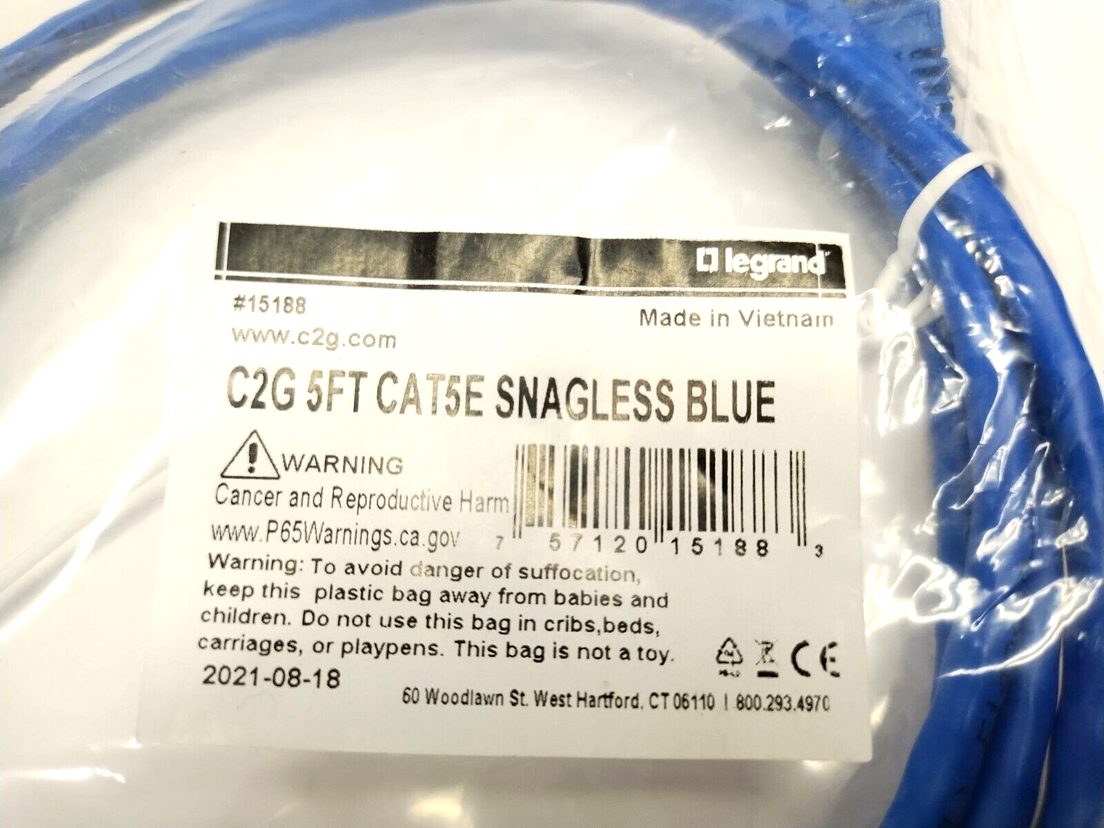 15188 | C2G CAT5E Snagless Unshielded Ethernet Network Patch Cable 5FT LOT OF 2 - New - Maverick Industrial Sales