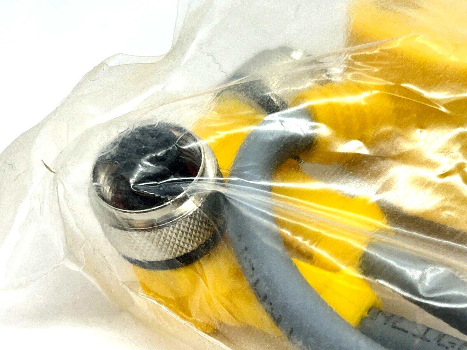 Turck VB2-RS 4.4T-0.3/2WK 4T-0.3/0.3 Daisy Chain Splitter U0164-0 - Maverick Industrial Sales