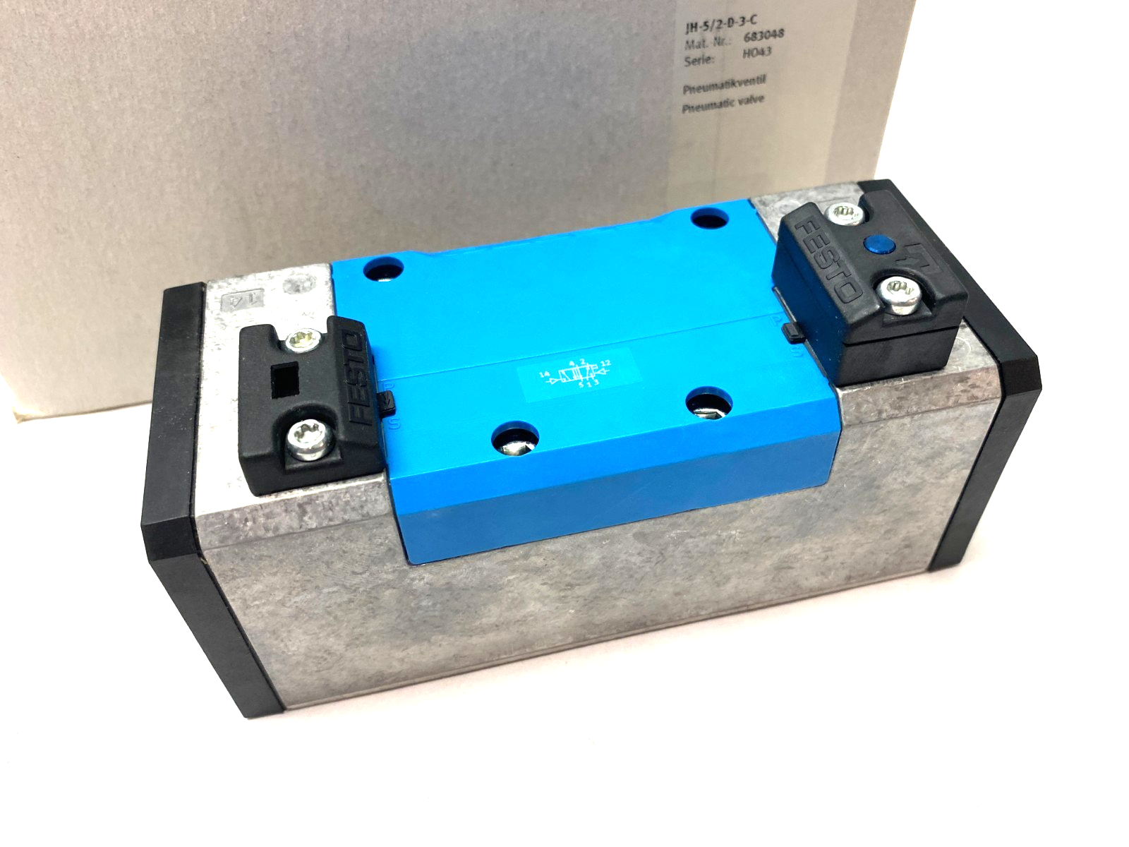 Festo JH-5/2-D-3-C Pneumatic Valve 5/2, Bistable 683048 - Maverick Industrial Sales