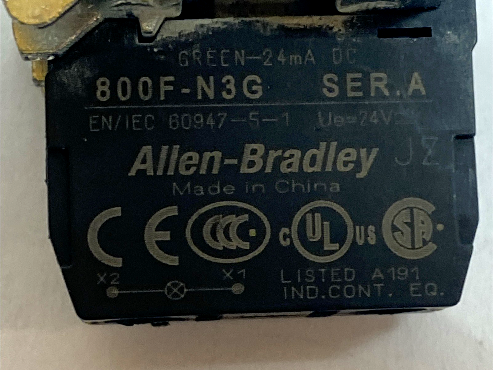 800FALM-LF3 | Allen-Bradley Green 22mm Illuminated Push ButtonW/ 800F-N3G NO COVER - Used - Maverick Industrial Sales