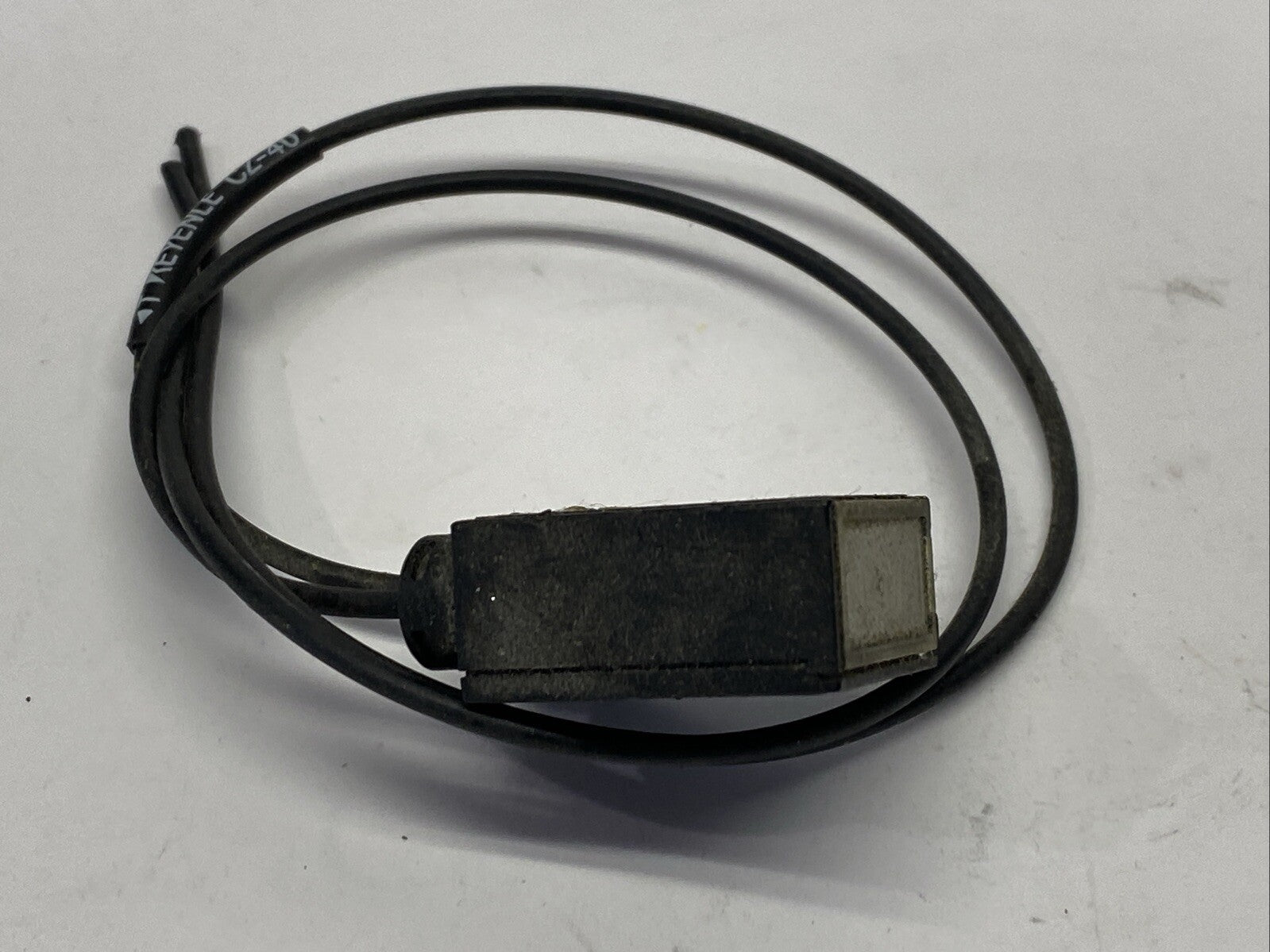 Keyence CZ-40 Reflective Sensor Head Spot Type Long-Distance - Maverick Industrial Sales